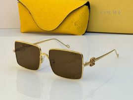 Picture of Loewe Sunglasses _SKUfw52349841fw